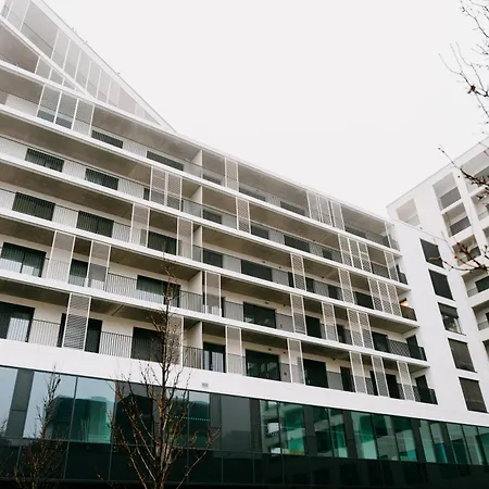 X 브라티슬라바